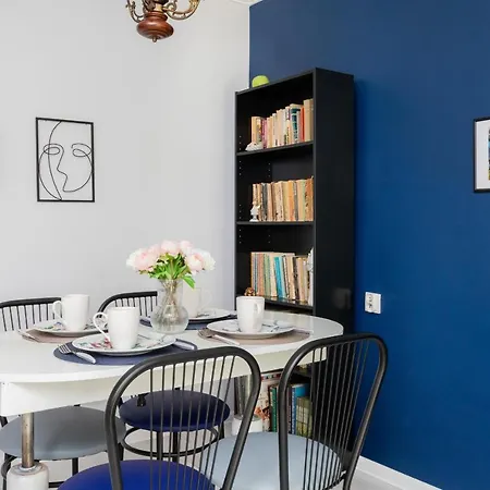 Przymorze With Balcony By Renters Apartamento *