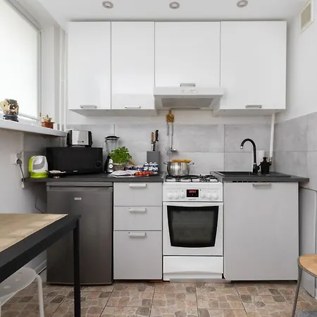 Przymorze With Balcony By Renters Apartmán
