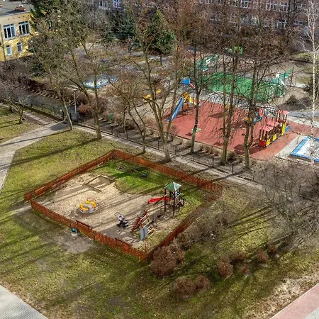Przymorze With Balcony By Renters